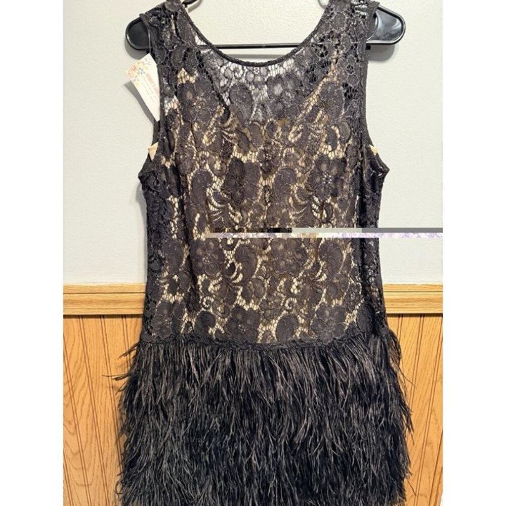 NWT Cynthia Steffe Daisy Black Lace Ostrich Feather Trim Flapper Dress Size 12